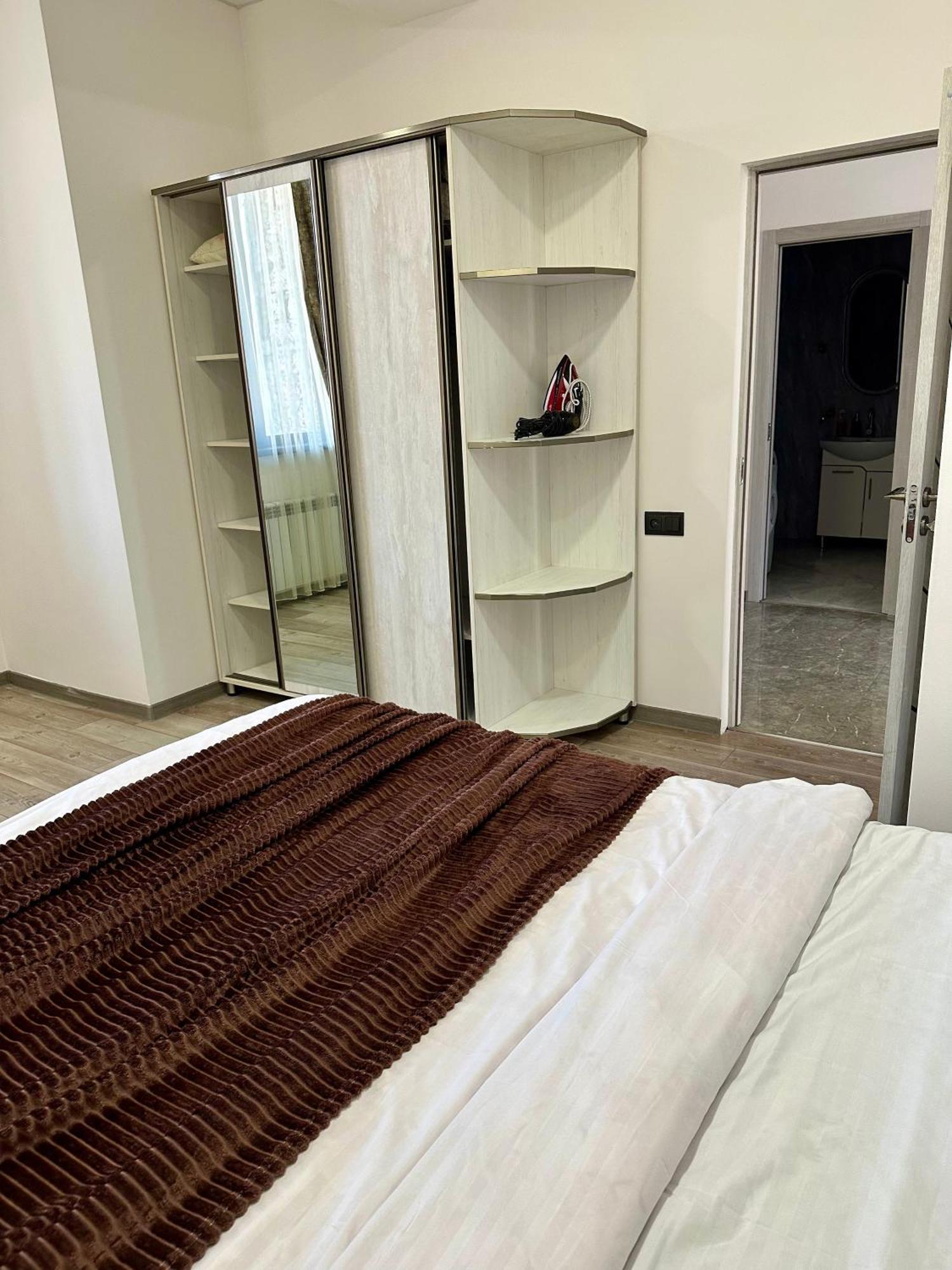 New Apartment In Downtown Erivan Dış mekan fotoğraf