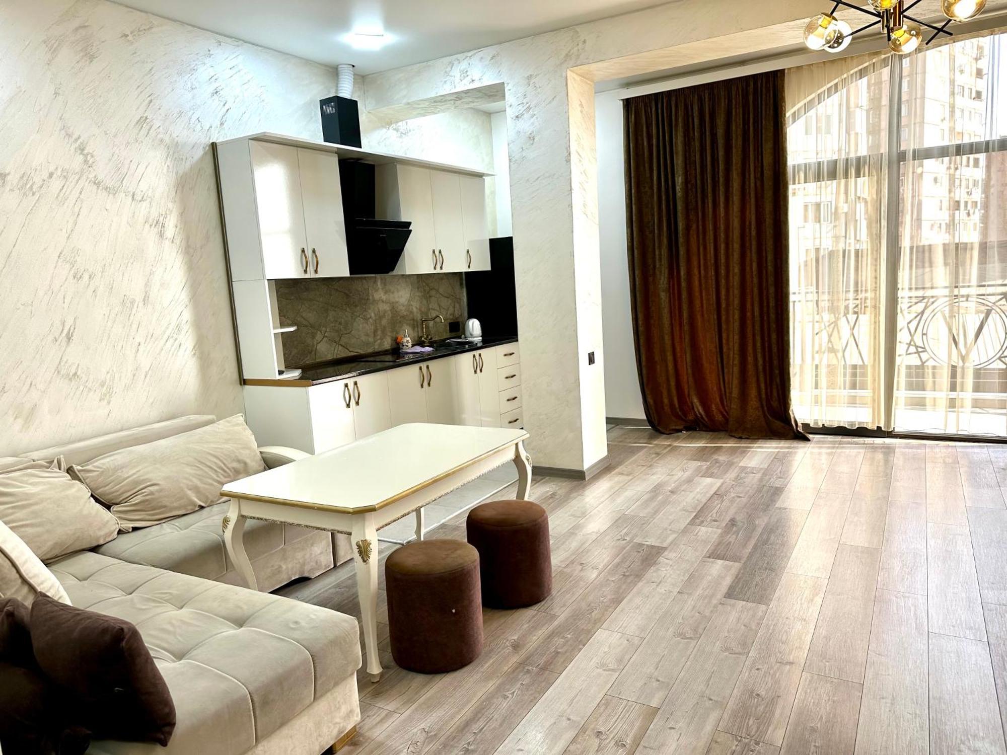 New Apartment In Downtown Erivan Dış mekan fotoğraf